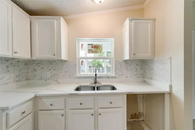 4725 Ramey Avenue, Fort Worth, TX 76105