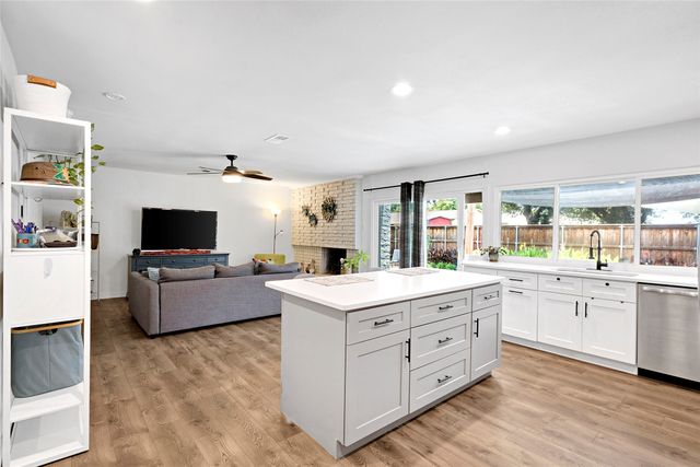 1521 Windy Meadow Drive, Plano, TX 75023