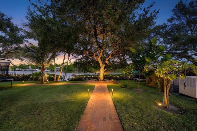 19153 SE Jupiter River Drive, Jupiter, FL 33458