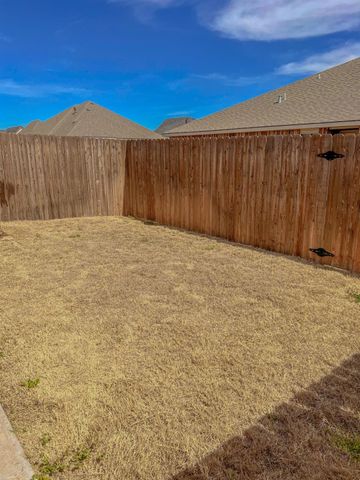 11909 Evanston Avenue, Lubbock, TX 79424