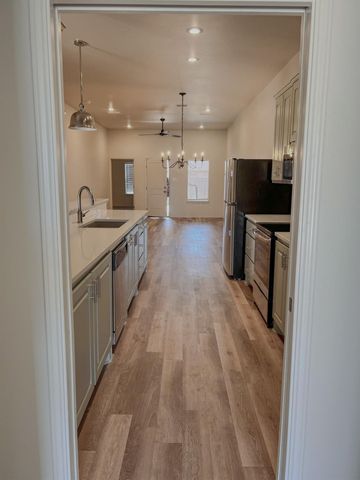 11909 Evanston Avenue, Lubbock, TX 79424