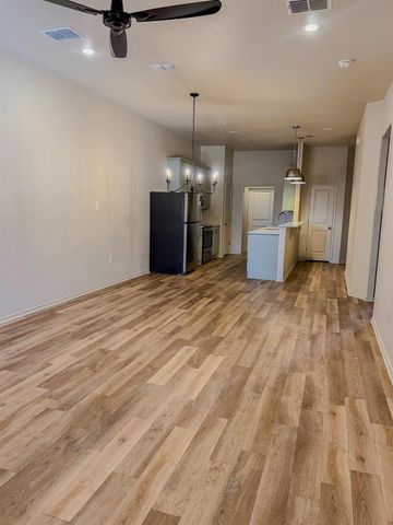 11909 Evanston Avenue, Lubbock, TX 79424