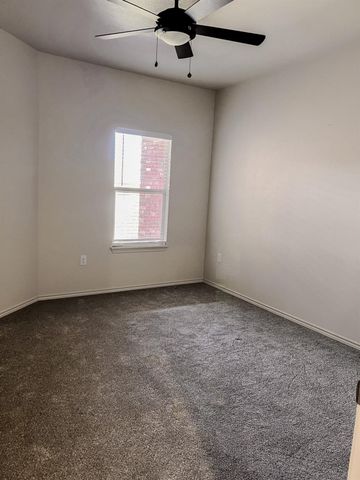 11909 Evanston Avenue, Lubbock, TX 79424