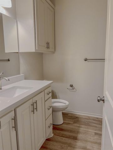 11909 Evanston Avenue, Lubbock, TX 79424