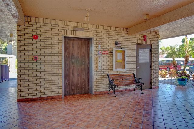 5980 TERRACE PARK DRIVE N 201, St Petersburg, FL 33709