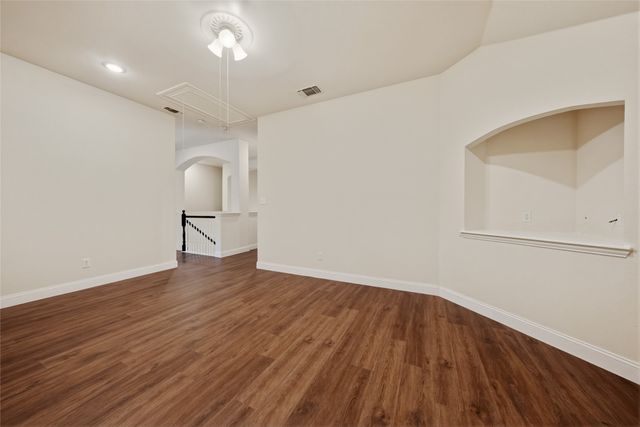 6305 Hilltop Drive, The Colony, TX 75056