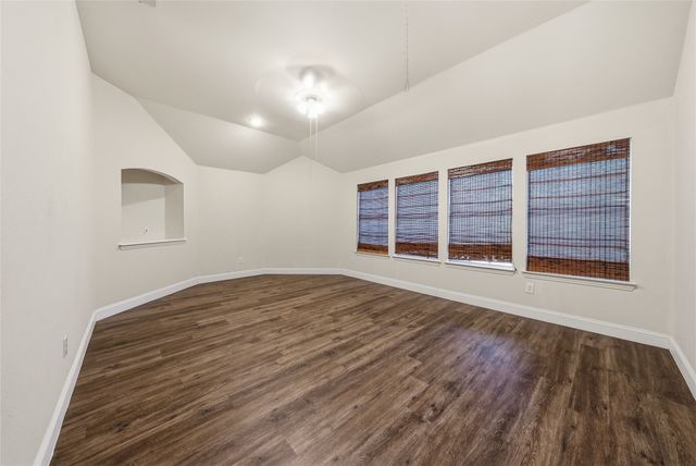 6305 Hilltop Drive, The Colony, TX 75056