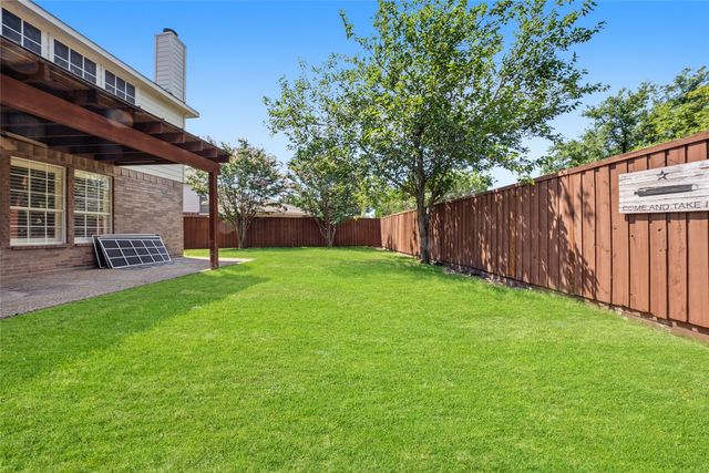 6305 Hilltop Drive, The Colony, TX 75056