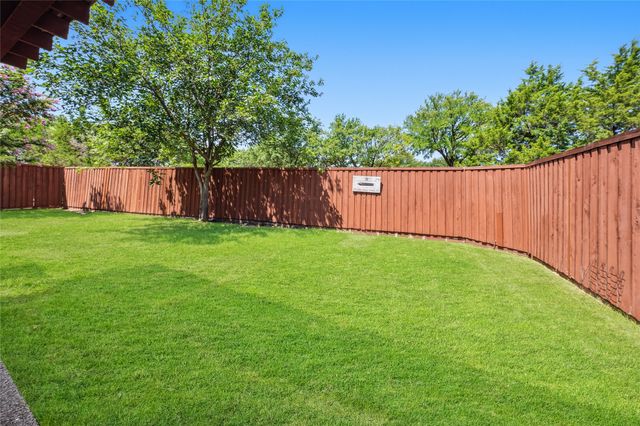 6305 Hilltop Drive, The Colony, TX 75056