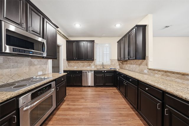 6305 Hilltop Drive, The Colony, TX 75056