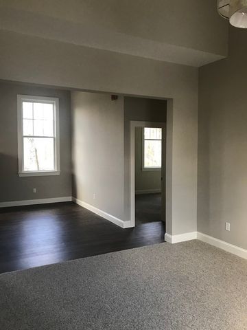 33 West Main Street C, Groton, MA 01450