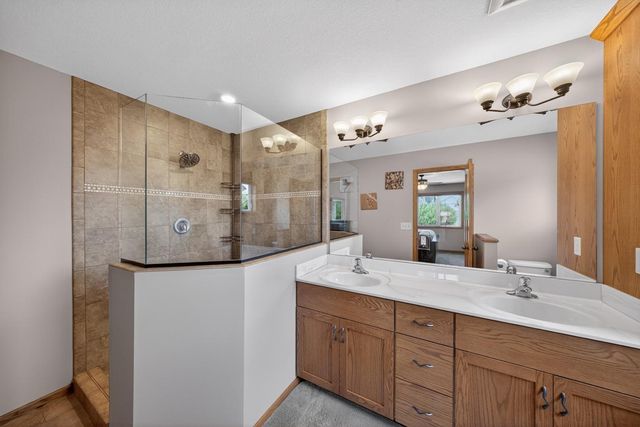 1961 Fieldstone Road SW, Rochester, MN 55902