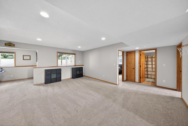 1961 Fieldstone Road SW, Rochester, MN 55902
