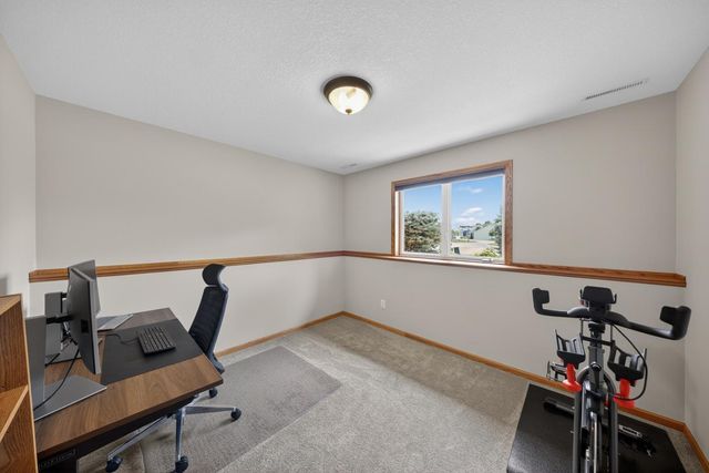 1961 Fieldstone Road SW, Rochester, MN 55902
