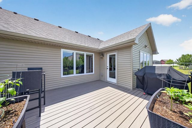 1961 Fieldstone Road SW, Rochester, MN 55902