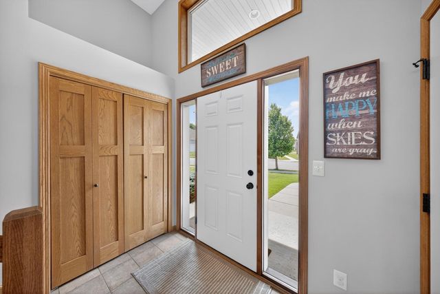 1961 Fieldstone Road SW, Rochester, MN 55902