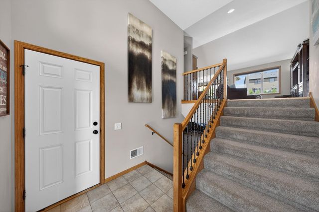 1961 Fieldstone Road SW, Rochester, MN 55902