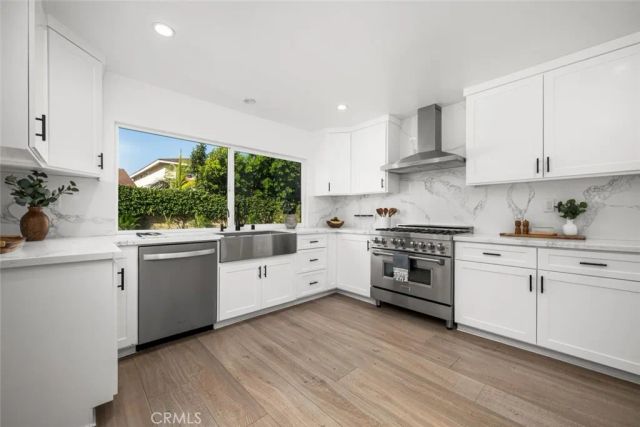 4297 Candleberry, Seal Beach, CA 90740