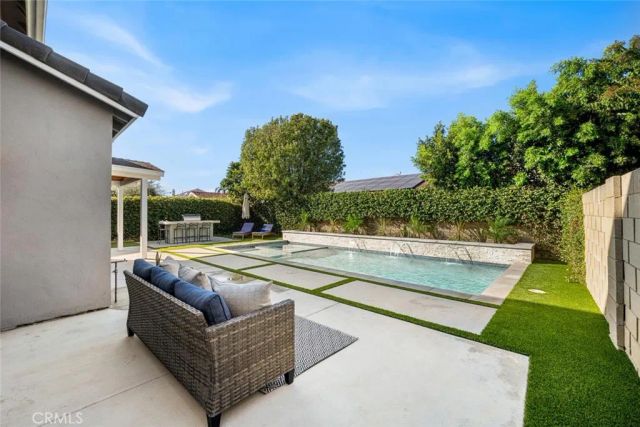 4297 Candleberry, Seal Beach, CA 90740