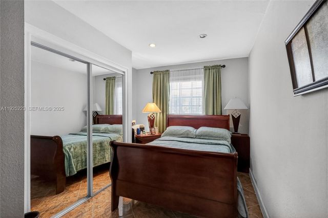 341 S Biscayne River Dr, Miami, FL 33169