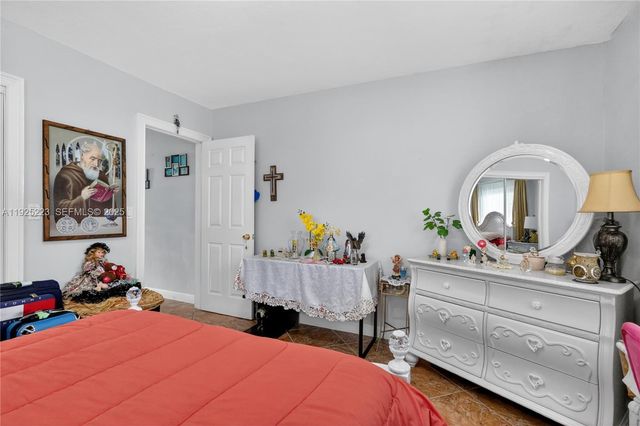 341 S Biscayne River Dr, Miami, FL 33169