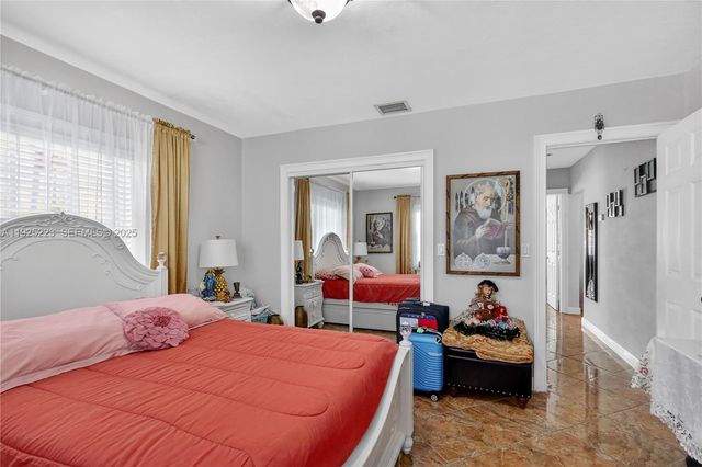 341 S Biscayne River Dr, Miami, FL 33169