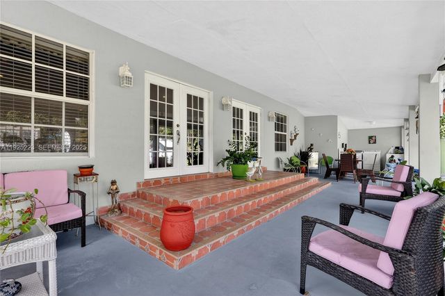 341 S Biscayne River Dr, Miami, FL 33169