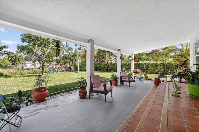 341 S Biscayne River Dr, Miami, FL 33169