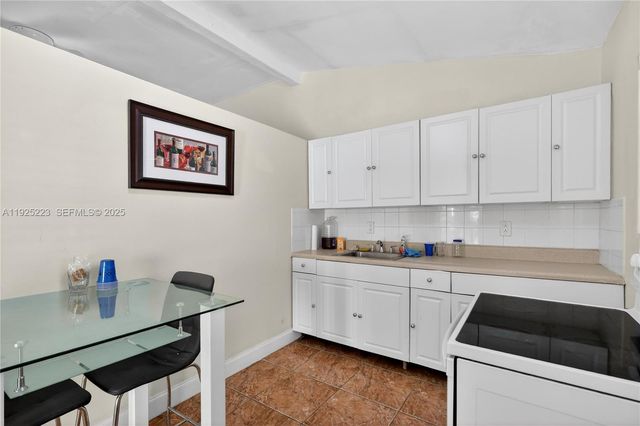 341 S Biscayne River Dr, Miami, FL 33169