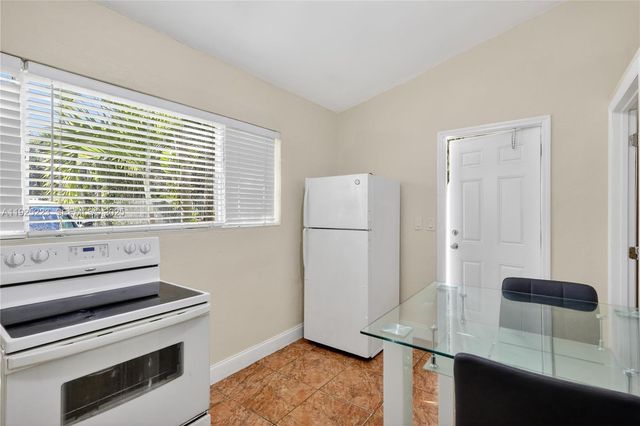 341 S Biscayne River Dr, Miami, FL 33169