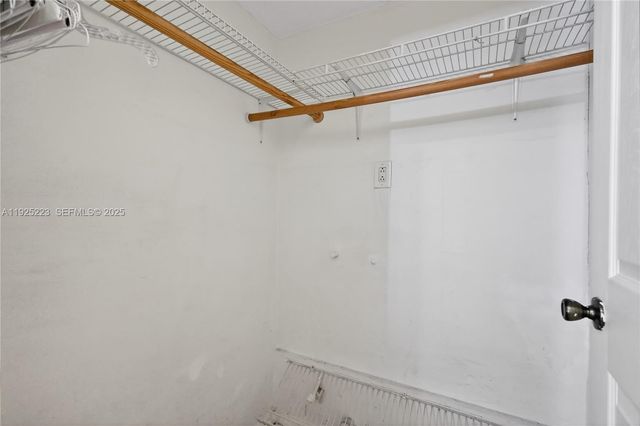 341 S Biscayne River Dr, Miami, FL 33169