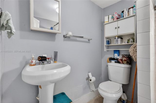 341 S Biscayne River Dr, Miami, FL 33169