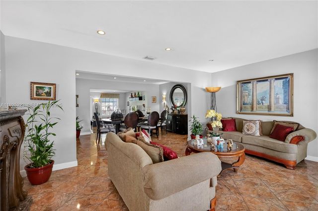 341 S Biscayne River Dr, Miami, FL 33169