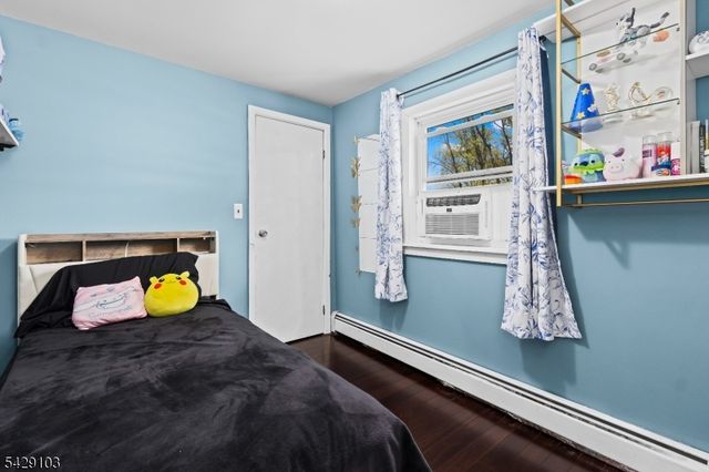 15 Mohican Ave, Roxbury Twp., NJ 07850