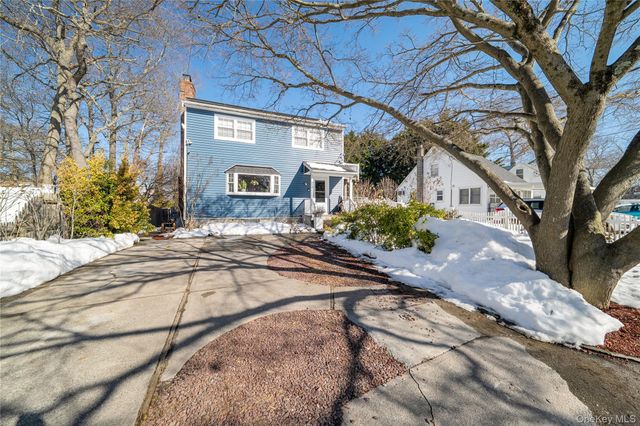 342 Revilo Avenue, Shirley, NY 11967