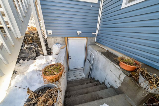 342 Revilo Avenue, Shirley, NY 11967