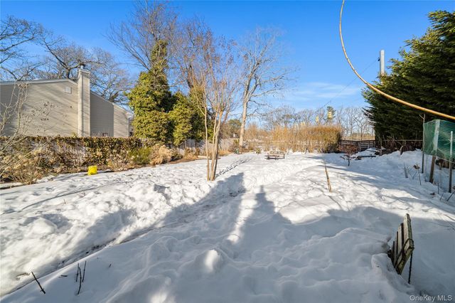 342 Revilo Avenue, Shirley, NY 11967