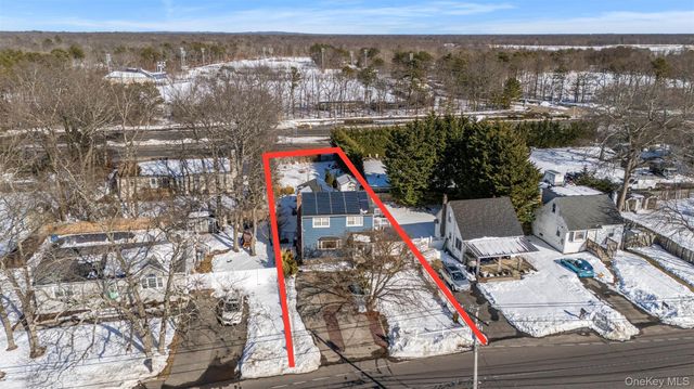 342 Revilo Avenue, Shirley, NY 11967