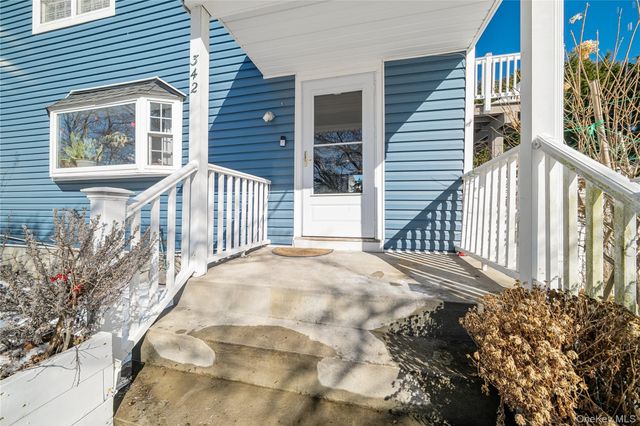 342 Revilo Avenue, Shirley, NY 11967