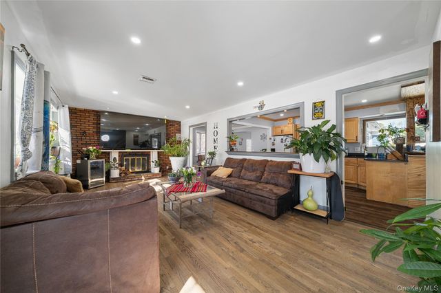 342 Revilo Avenue, Shirley, NY 11967