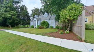 914 South Pine Creek Road, Fairfield, CT 06824