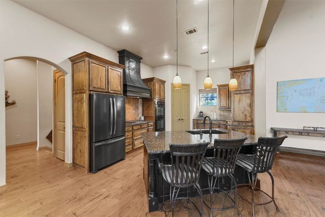 145 Three Forks Crossing, Chico, TX 76431