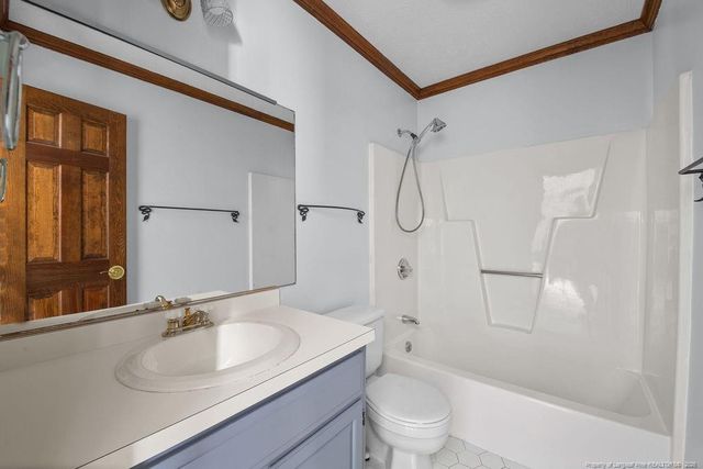 488 Lands End Road, Fayetteville, NC 28314