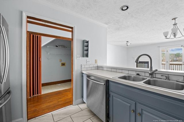 488 Lands End Road, Fayetteville, NC 28314