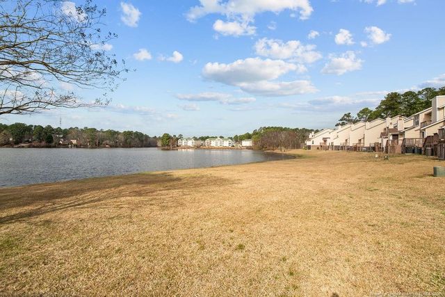 488 Lands End Road, Fayetteville, NC 28314