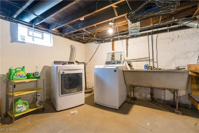 455 W Maryland Avenue, Sebring, OH 44672