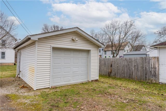 455 W Maryland Avenue, Sebring, OH 44672