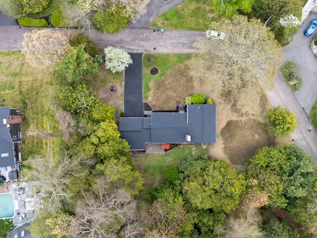 30 Tupelo Rd, Marshfield, MA 02050