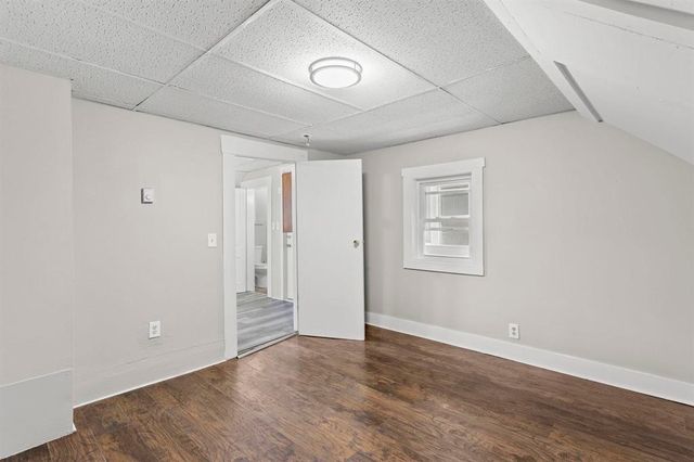 383 Manchester Street, Manchester, NH 03103