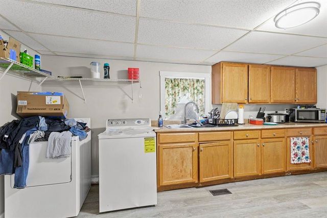 383 Manchester Street, Manchester, NH 03103